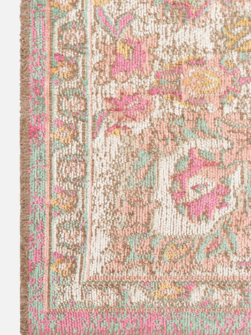 Ruggadocia Mahal Pembe Çiçek Desenli Halı detay