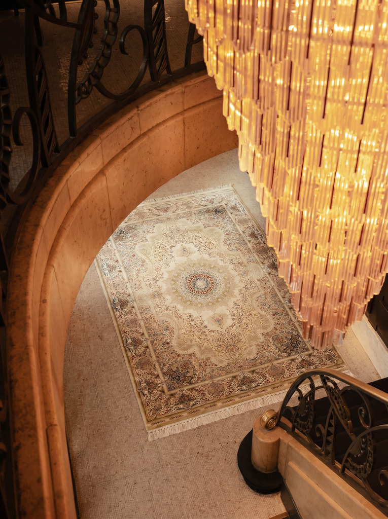 Topkapı Series High Quality Dense Weave Classic Pattern Special Shiny Living Room Carpet 06 CREAM