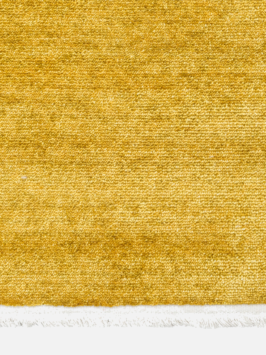 Victoria %100 TENCEL™ Lyocell El Emeği ile Üretilen Halı YELLOW SAFFRON saçak detayı
